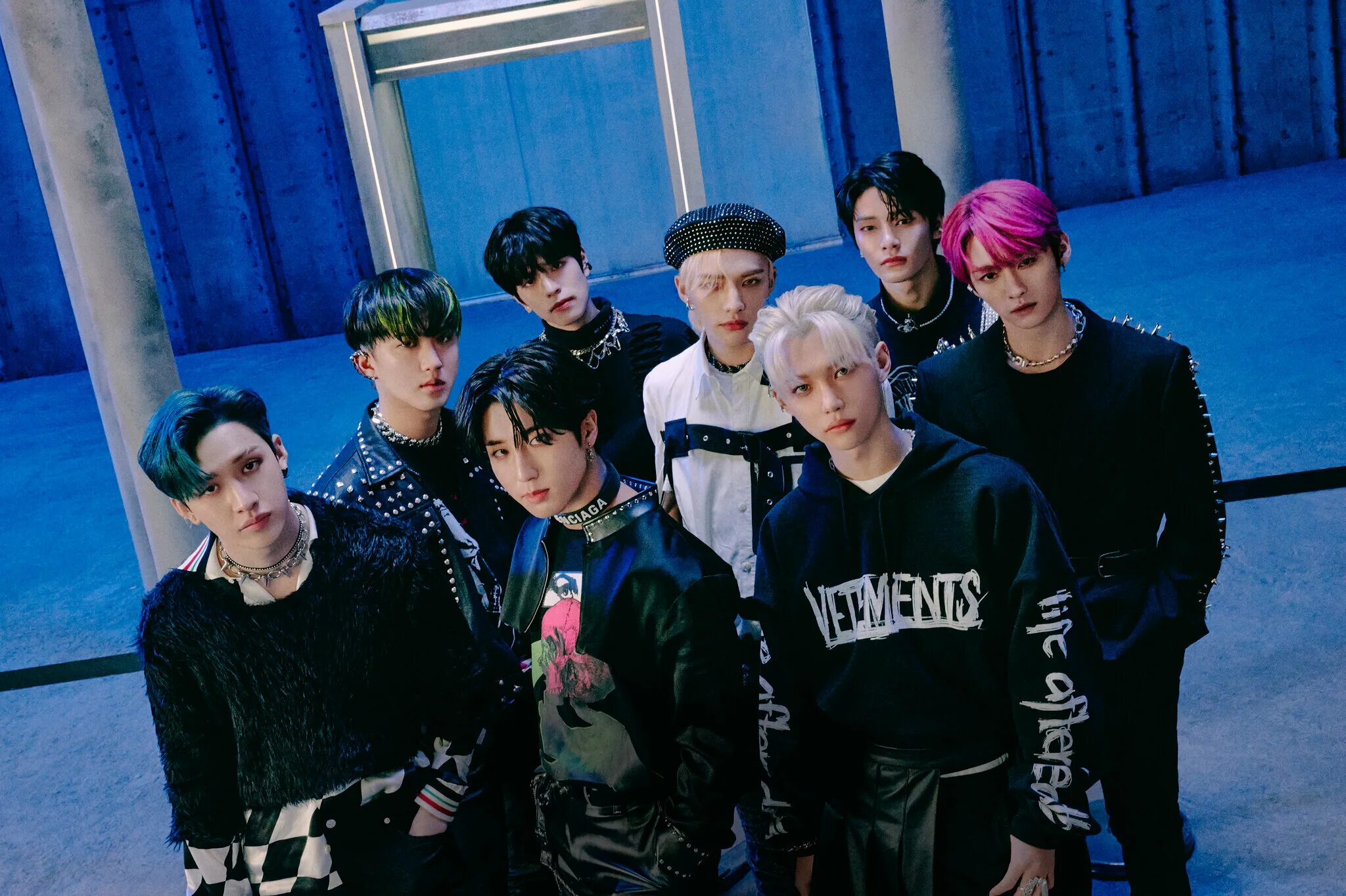 Песня top stray kids. Группа Stray Kids 2022. Группа Stray Kids маниак. K-Pop группа Stray Kids. Группа Stray Kids 2022 Maniac.