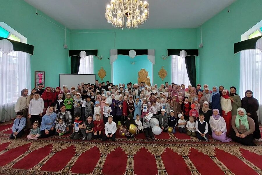 Намазы в чистополь. Мечеть иман чистополь. конкурс чтецов корана. чтец корана в казанской мечети. татарская область.