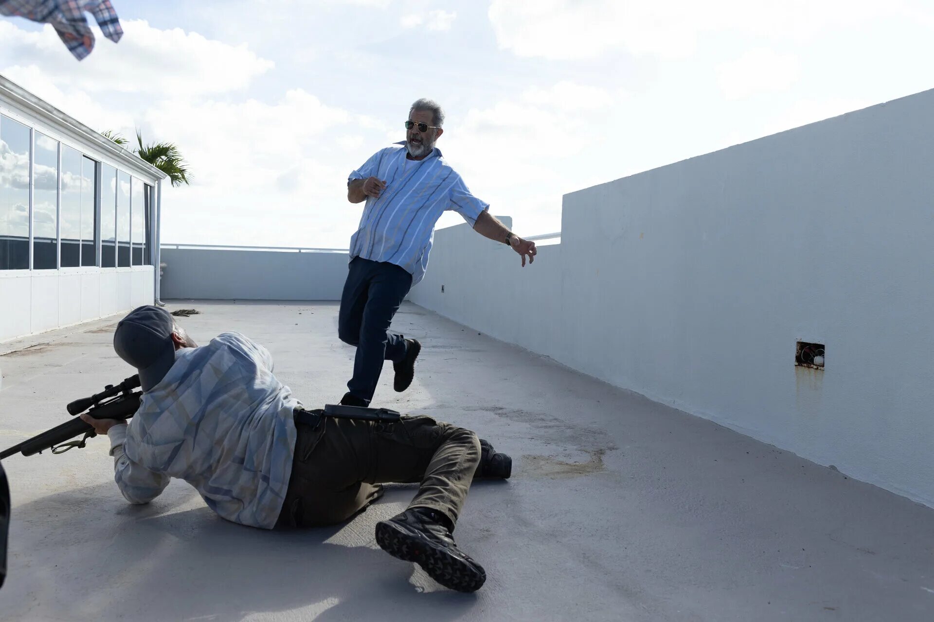 под прикрытием фильм 2022. парни под прикрытием. парни под прикрытием (panama) 2022. мэл гибсон парни под прикрытием. парни под прикрытием.