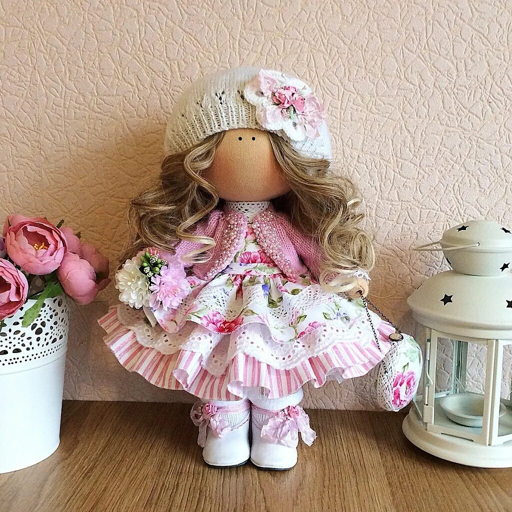 куклы ручной работы из ткани. интерьерная кукла. куклы ручной работы из ткани. куклы текстильные интерьерные. тряпичная интерьерная кукла.