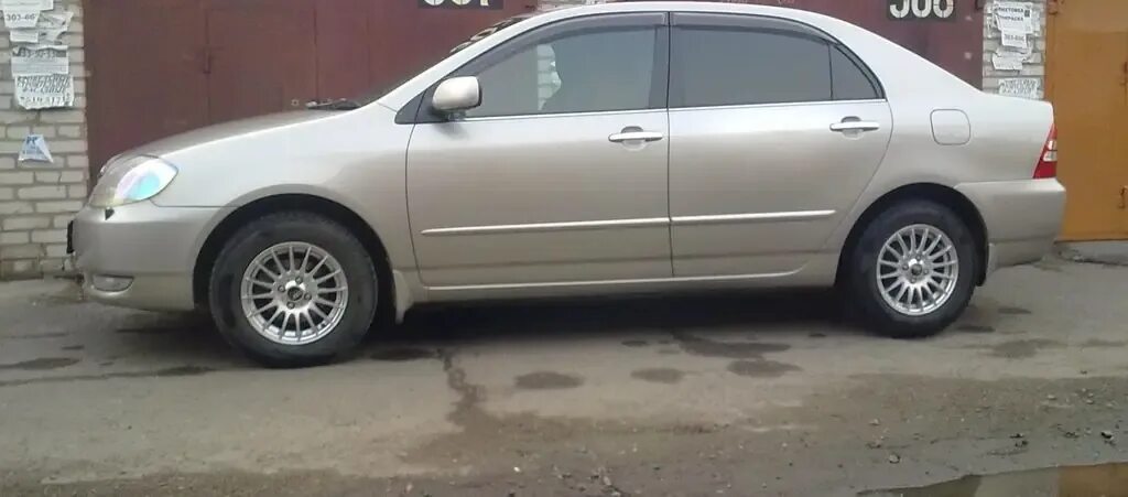 Toyota corolla altis e120. Разболтовка toyota corolla 2007. Corolla runx r16. Диски тойота 14 дюймов литые серебро. Corolla 120 r15.