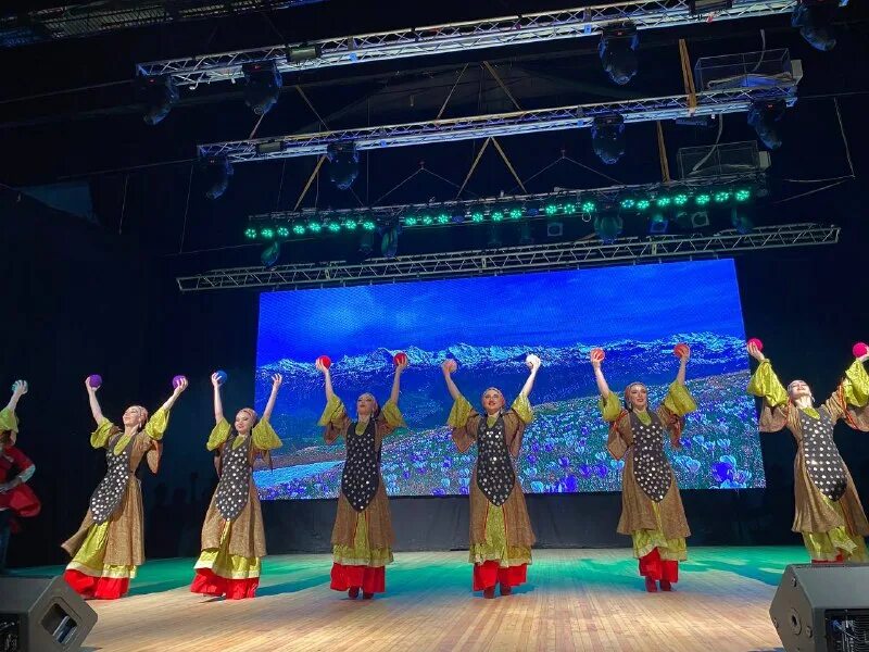 Мбу махачкала 1. Махачкала логотип. Мбу махачкала. Мбу махачкала. Мбу махачкала.