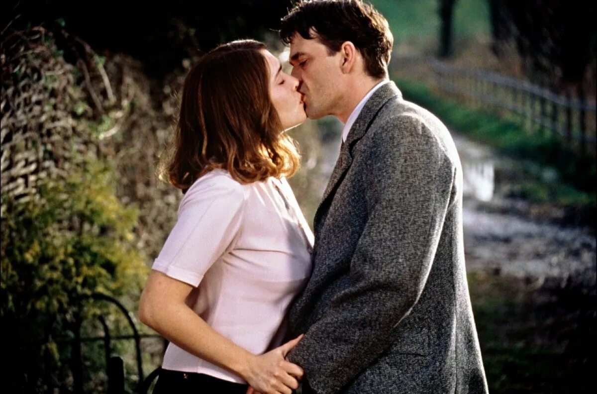 Энигма трейлер. Энигма фильм 2001. энигма уинслет. кейт уинслет энигма. кейт уинслет 2001.