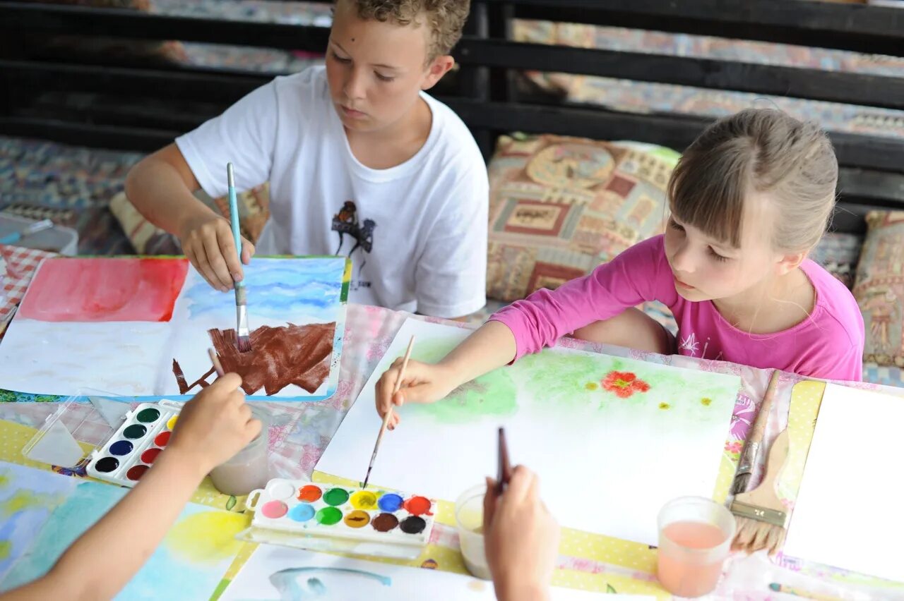 Семейный лагерь семь путей упс. Семейный лагерь презентация. Анапа семейный лагерь. Лагерь 7. Лагерь 7 путей.