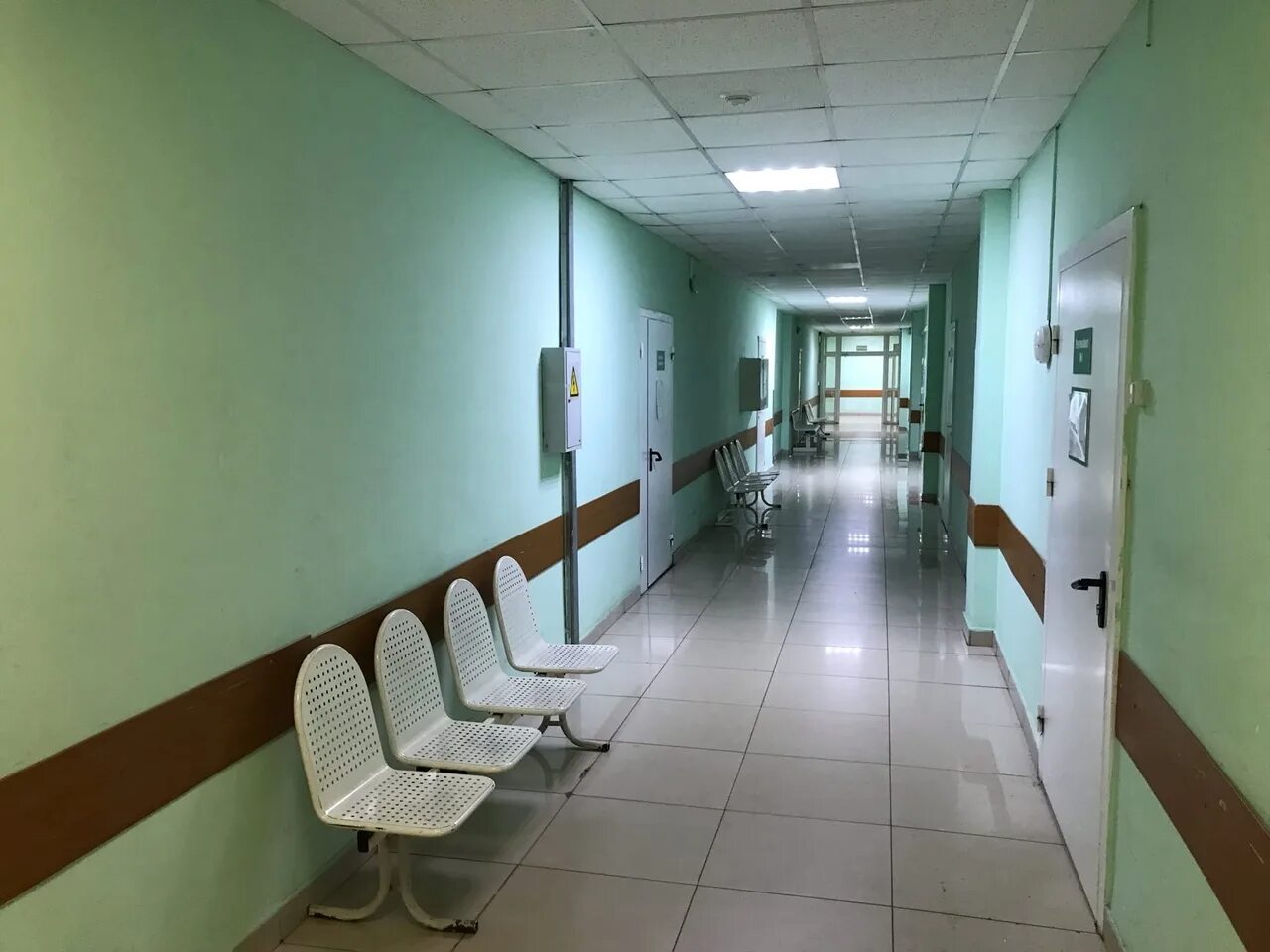 Фото: Городская больница № 33, Приемное отделение, больница для взрослых, просп.