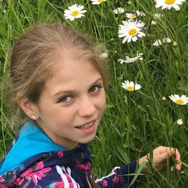 Совсем малая. Поильник для котят маленьких. Маленьких котят. Я совсем маленький. Части воды.