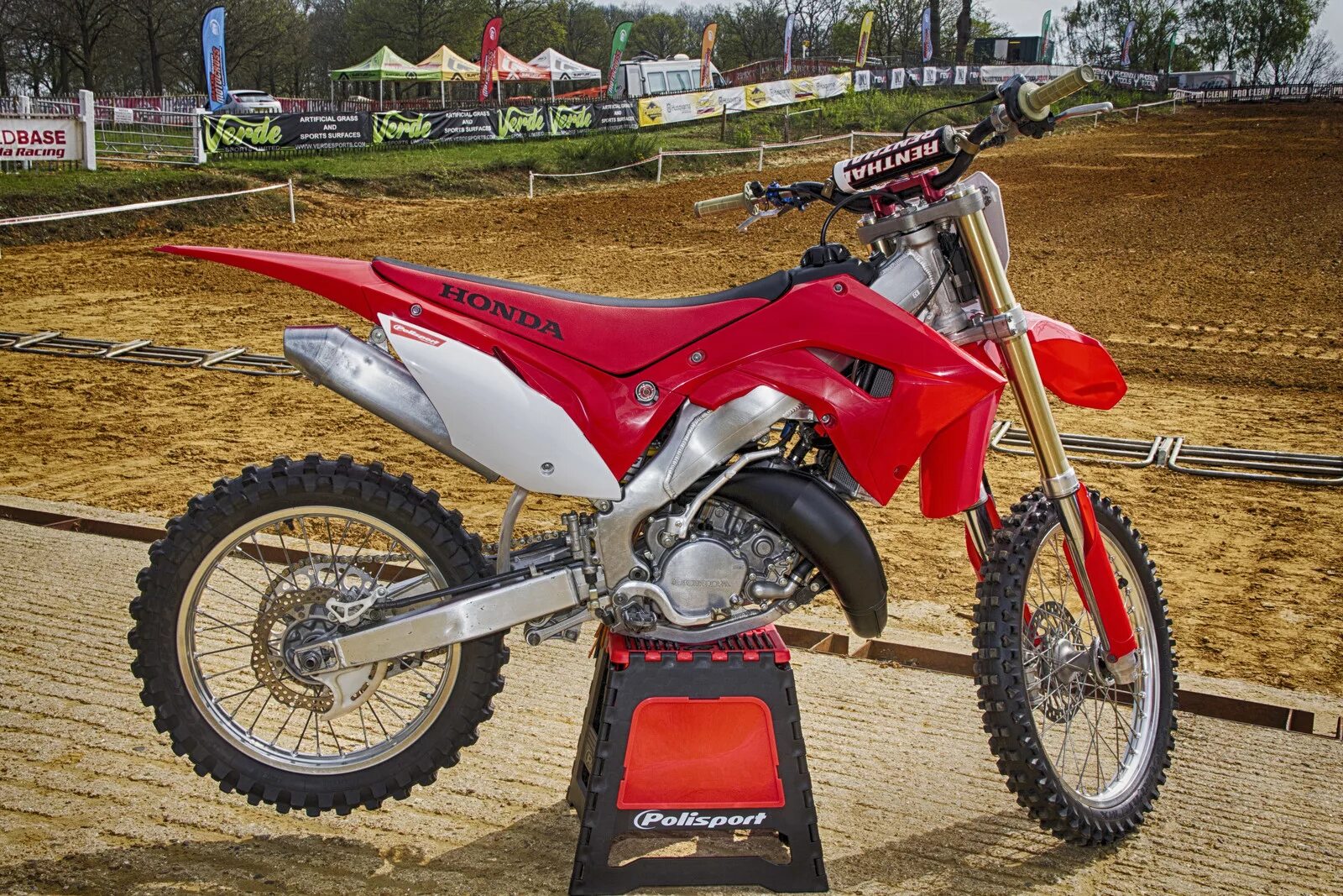 Honda cr приводы. Honda CR 125 2000. Honda cr125 2001. Honda cr250r 2000. Honda cr250 2001.