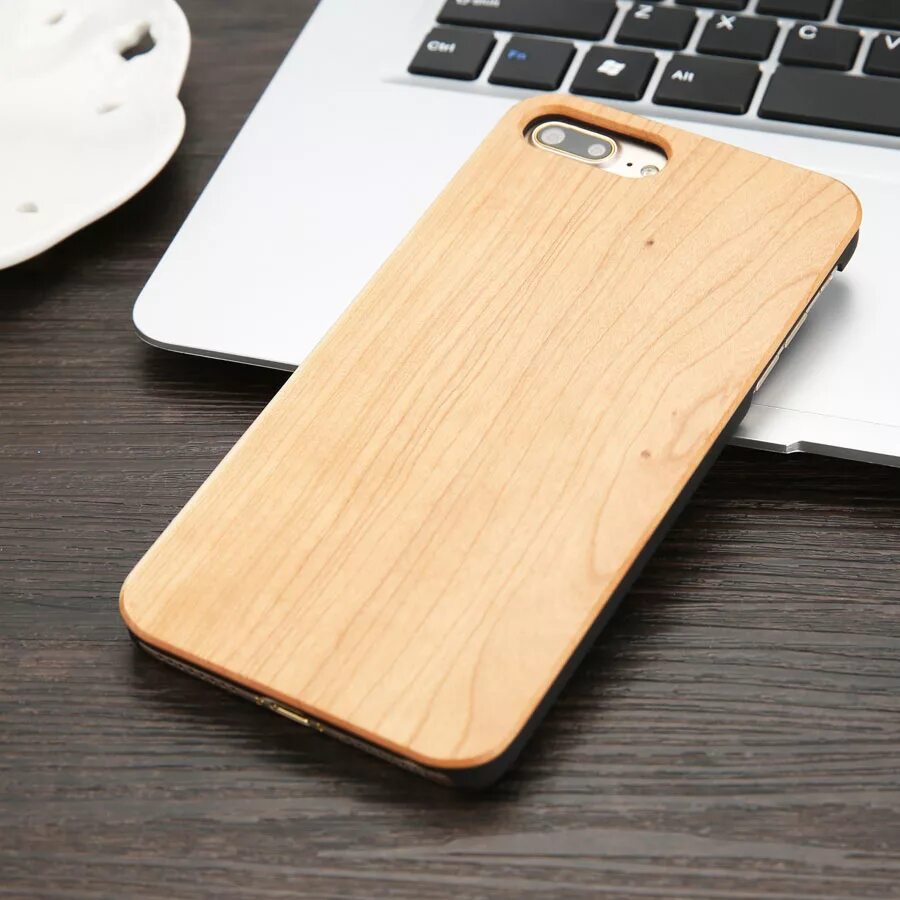 Wood casing. Чехол для iphone 8 Wood. Чехол на телефон под дерево. Чехол из бамбука для телефона. Деревянный чехол на айфон 11.