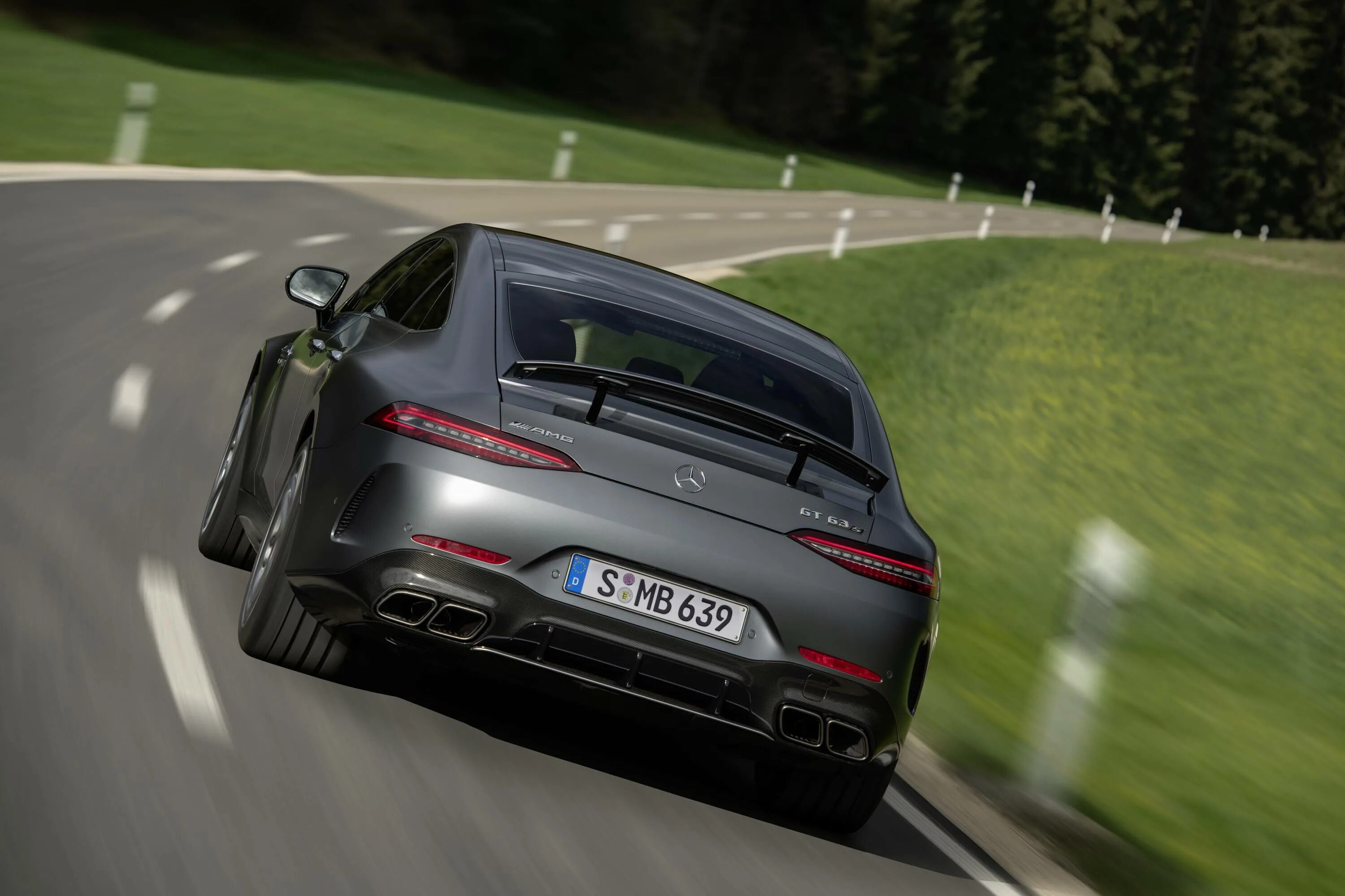 Amg gt s performance. Mercedes benz amg gt 63. мерседес амг гт 2023. mercedes amg gt 63s 4 door. mercedes amg gt 2023.