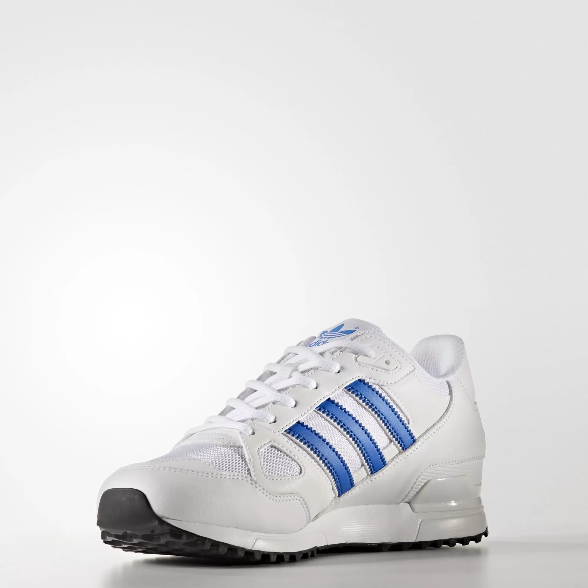 Кроссовки минск мужские оригинал. Adidas ZX 750 белые. Кроссовки adidas ZX 750 белые с синим. Кроссовки adidas ZX 750 оригинал. Кроссовки адидас ZX 750 белые мужские.