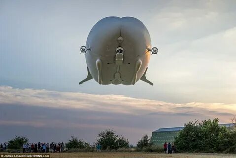Летающий зад