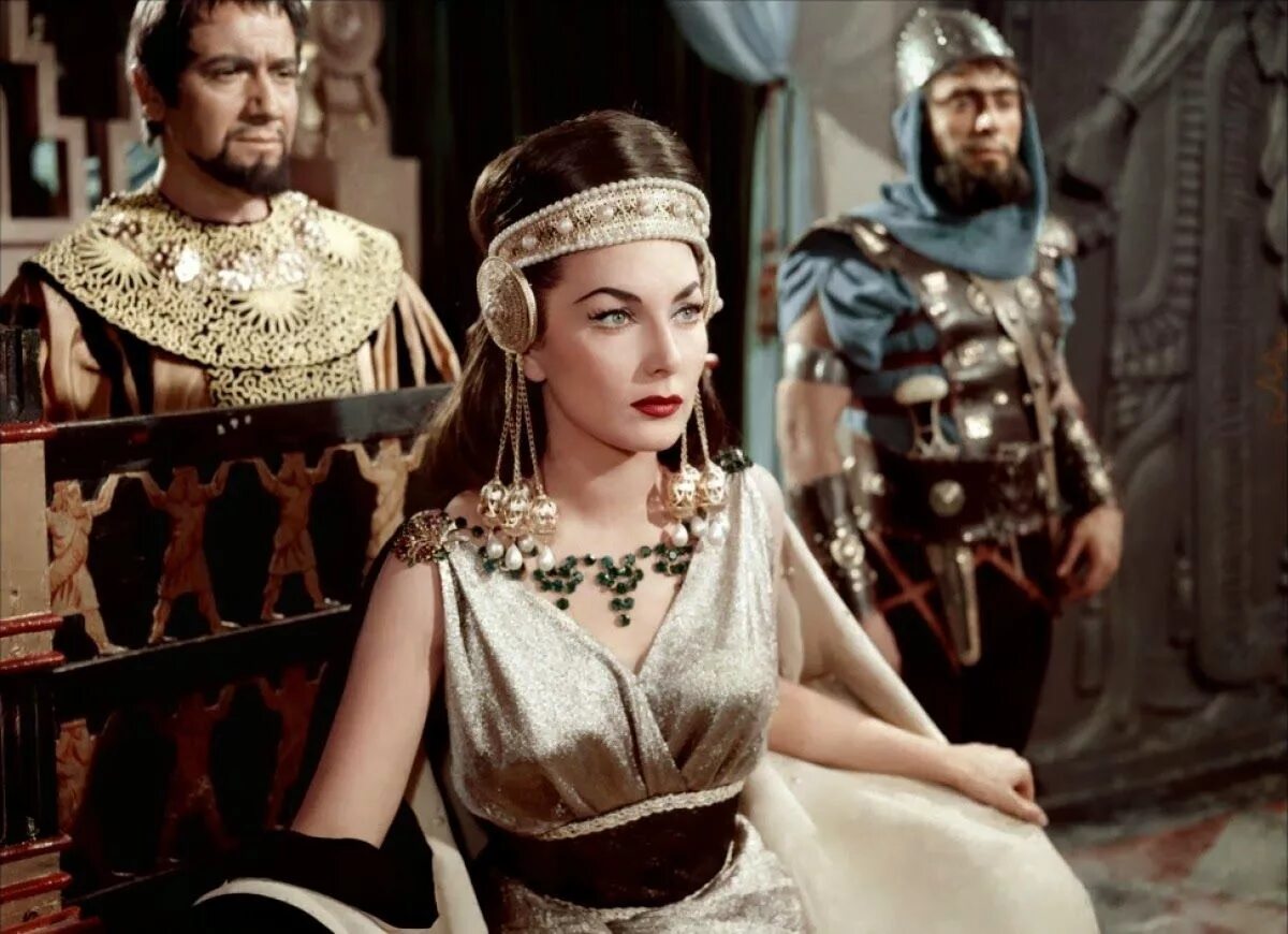 Demetrius and the Gladiators 1954. Царица Вавилона 1954.