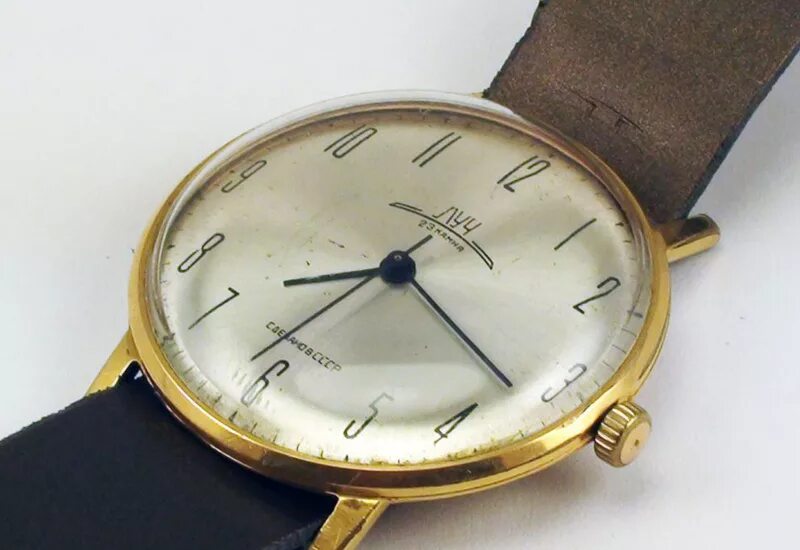 Часы завода полет. Часы Луч механические экспортная версия. Часы Луч 1956. Часы Луч полет. Часы Луч 1656м.