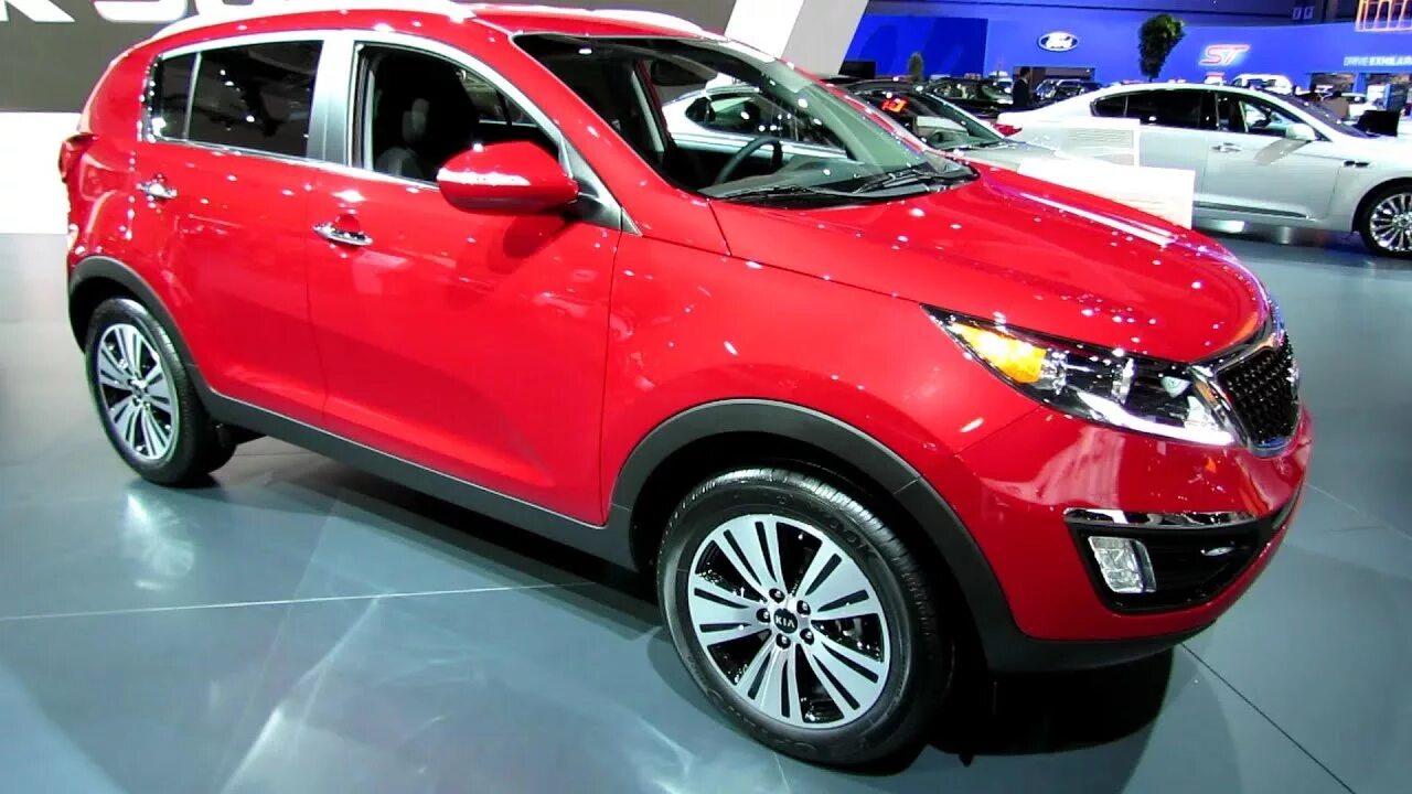 Киа спортейдж 3 видео. Kia Sportage 2014. Kia Sportage 2013. Kia Sportage 2015. Кия Спортейдж 2015.