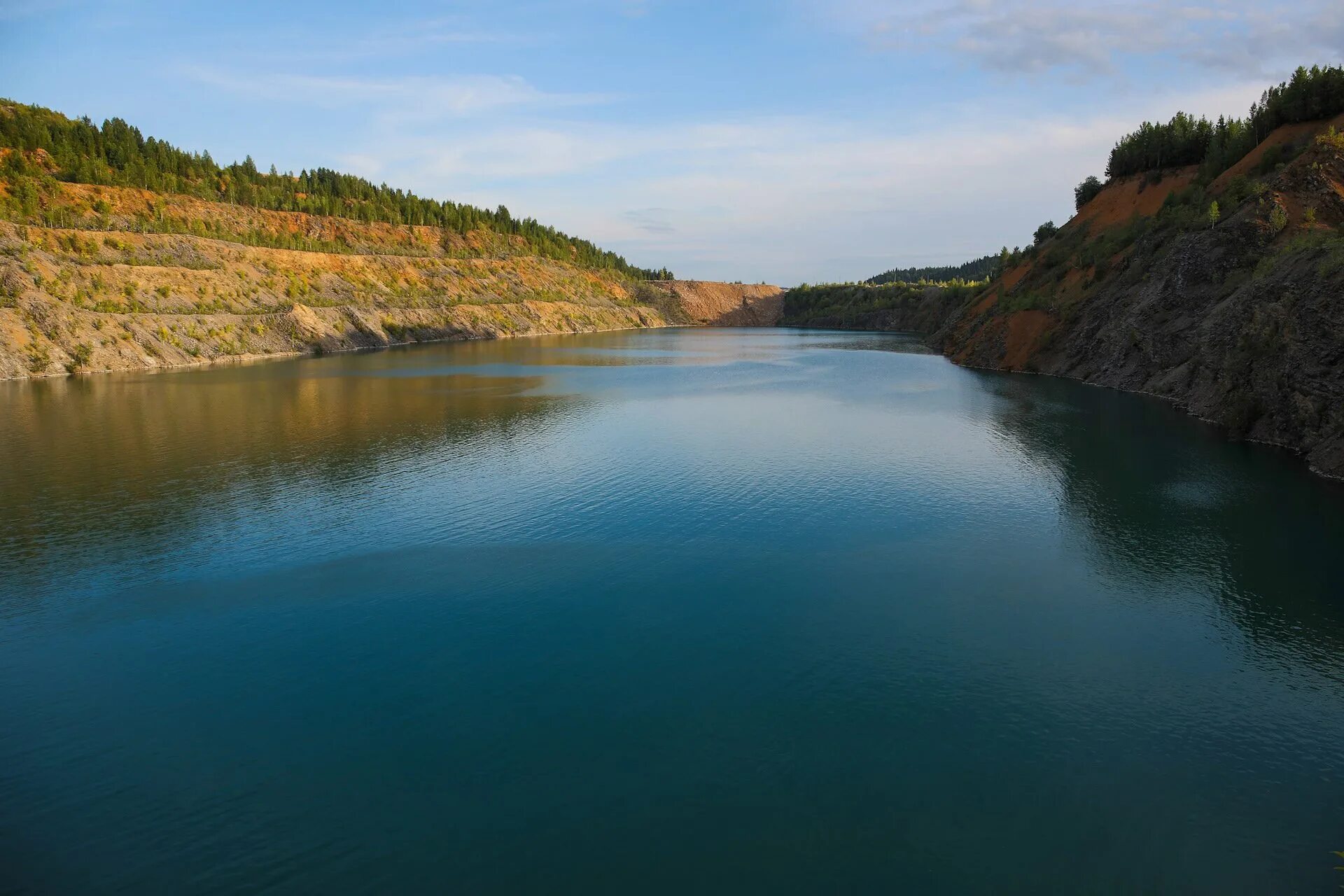 Александровское озеро пермский край. Голубые озёра александровск пермский. Александровские озера пермский край. Озеро в александровске пермский край. Озеро в александровске пермский край.