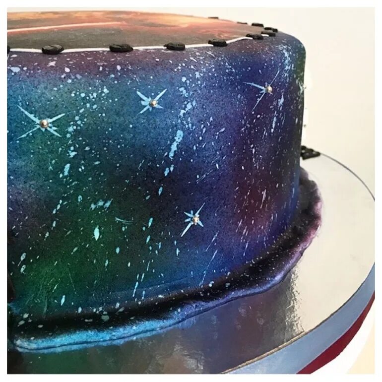 торт звездное небо. муссовый торт космос. космический торт. торт космос для мальчика. торт в стиле космос.