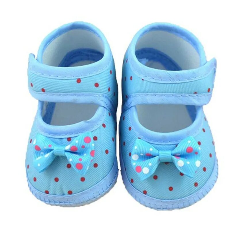 Купить обувь малышам. Детская обувь. Обувь для малышей. Ботиночки для младенцев. Ботиночки для малышей до года.