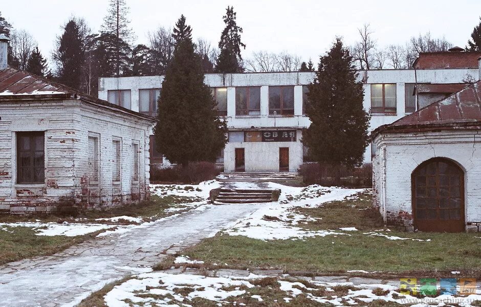 Мцыри санаторий московская. Поселок санатория Мцыри. Усадьба Середниково, посёлок санатория Мцыри. Поселок Мцыри Солнечногорский район. Санаторий Мцыри Солнечногорский.