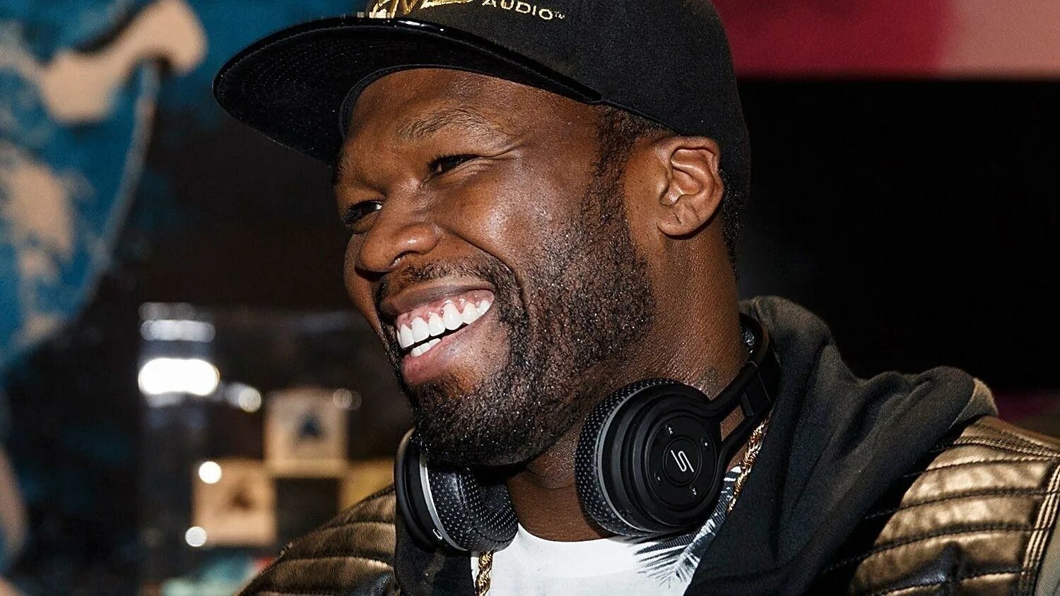Яркость 50 центов. 50 Cent. 50 Центов певец. 50 Цент рэпер сейчас. 50 Cent фото.