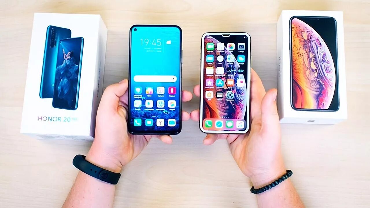 Huawei honor 10 vs iphone 11. Honor vs iphone. Хонор 10 и айфон 10. Iphone 6s. Айфон 6 и хонор 8s.