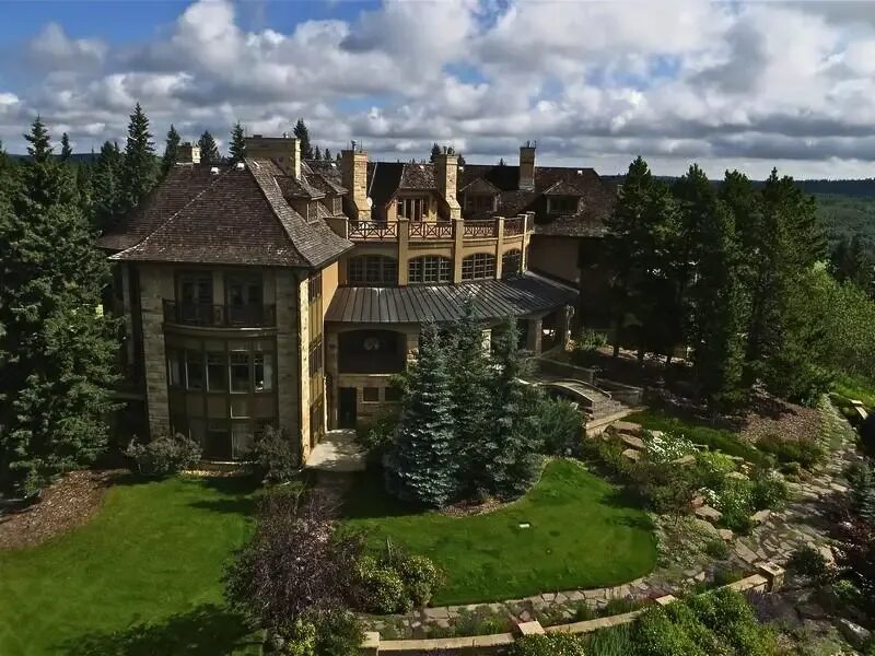 Кастл мэнор хаус вид сверху. Хартшиммельхоф поместье. Хайгроув поместье великобритания. Поместье белмонт особняк розклифф ньюпорт сша. Линвуд мэнор поместье.