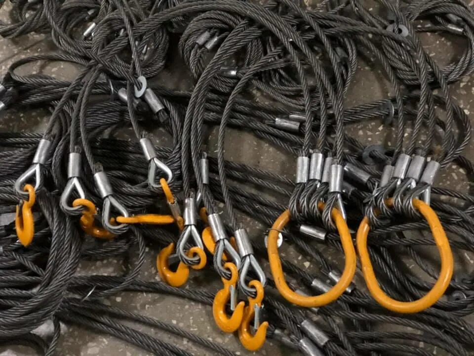 Цепной паук для крана 25 тонн. 0/2000. Крюк троса буксировочного 240гр. Тросы для поднятия груза. Строп 1ск 1,25т/1100.