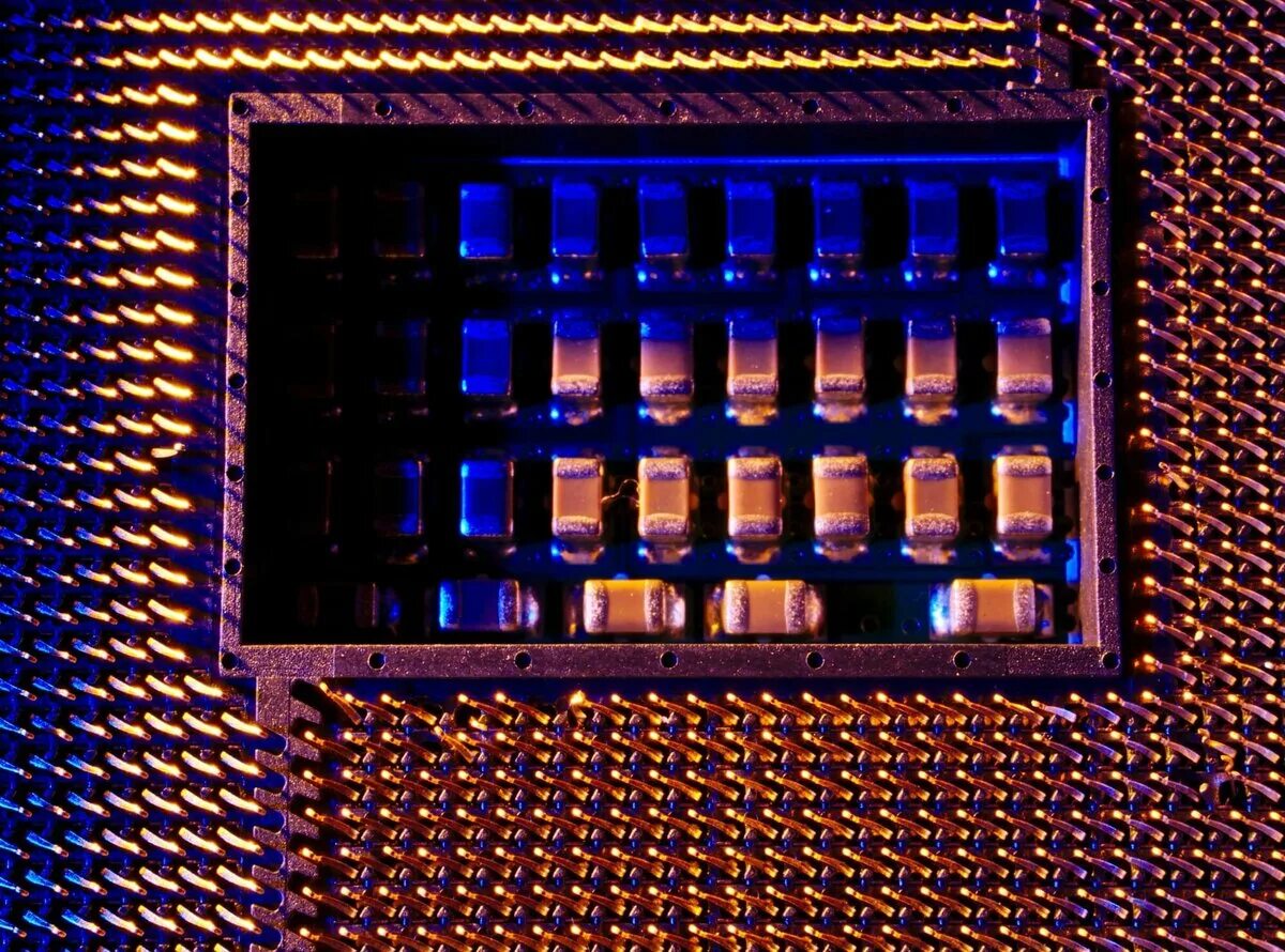 1 функции процессора. Процессор квантового компьютера. Фотонный процессор. Компьютер на сверхпроводниках. Программирование квантовых компьютеров.