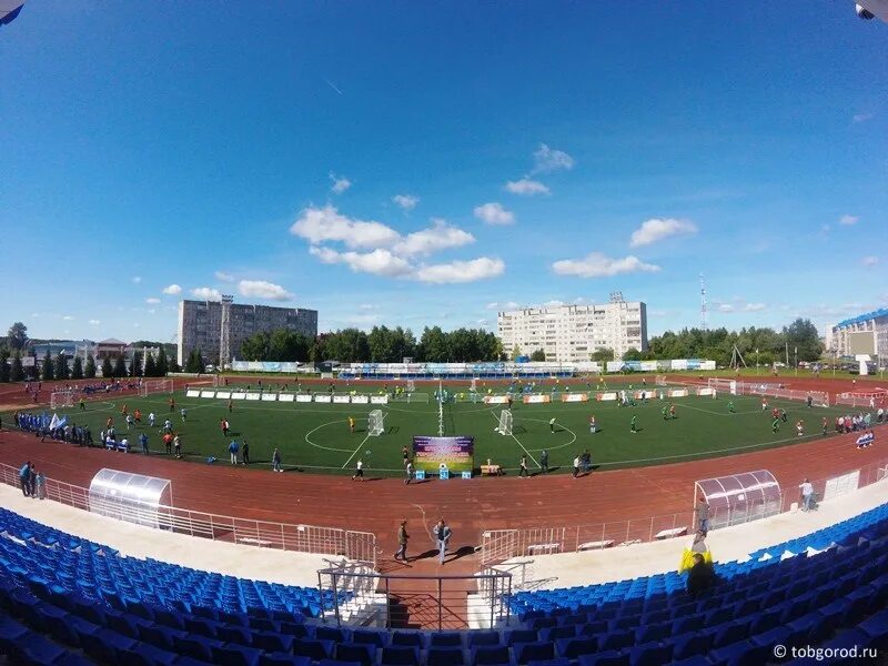 Стадион тобол. Парк Тобол в Тобольске. Г Тобольск Тобол стадион. Парк у стадиона Тобол в Тобольске.