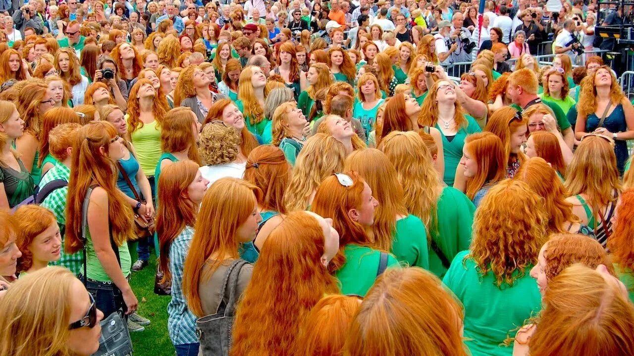 Где рыжий. Фестиваль рыжих в Ирландии 2020. Фестиваль рыжих в Ирландии 2021. Ирландский фестиваль рыжих в Кросхейвене. Фестиваль рыжих в Дублине Ирландия.