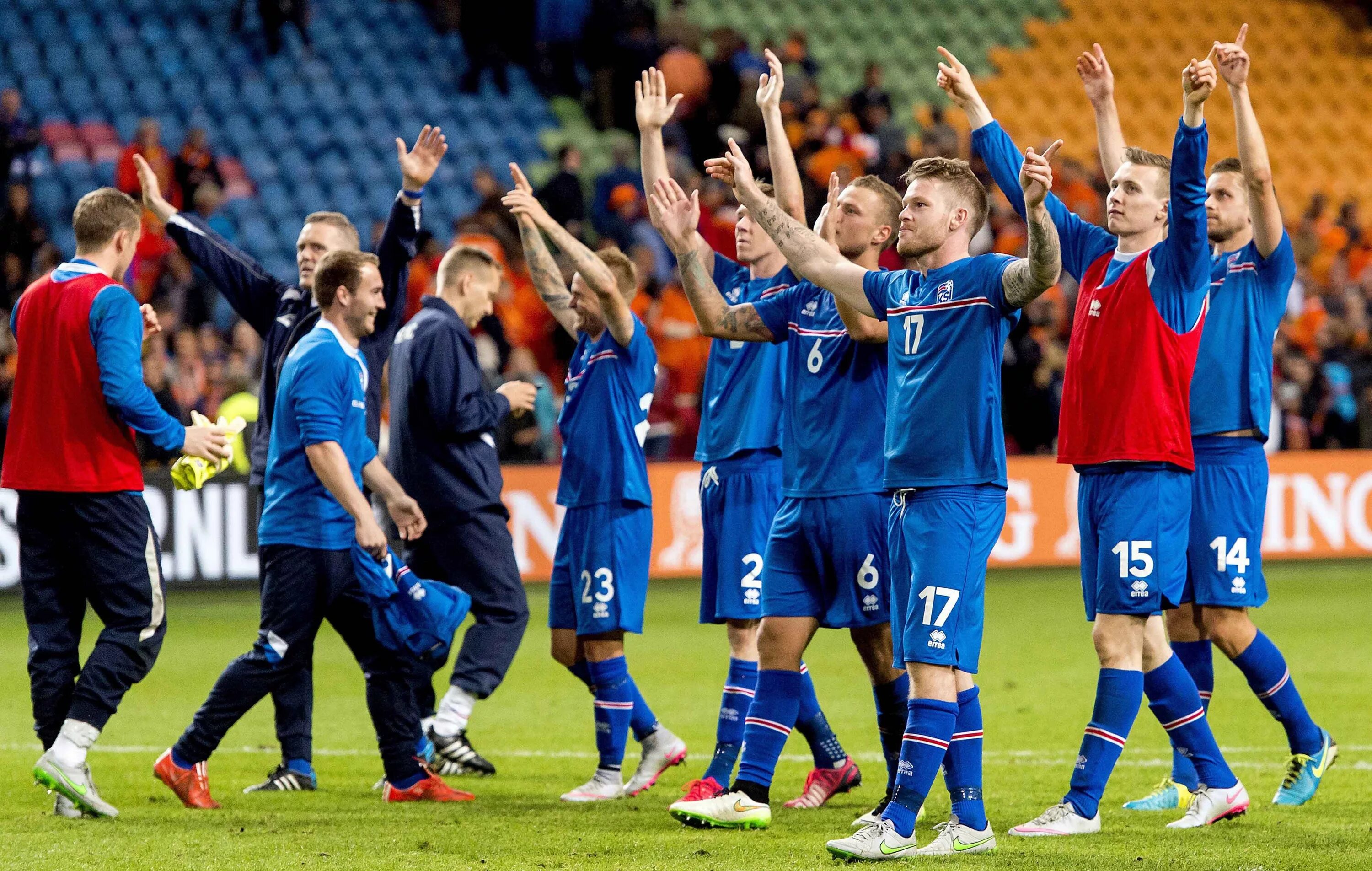 Сборная Исландии на евро 2016. Исландия ФК сборная. Стадион сборной Исландии по футболу. Национальный вид спорта Исландии.