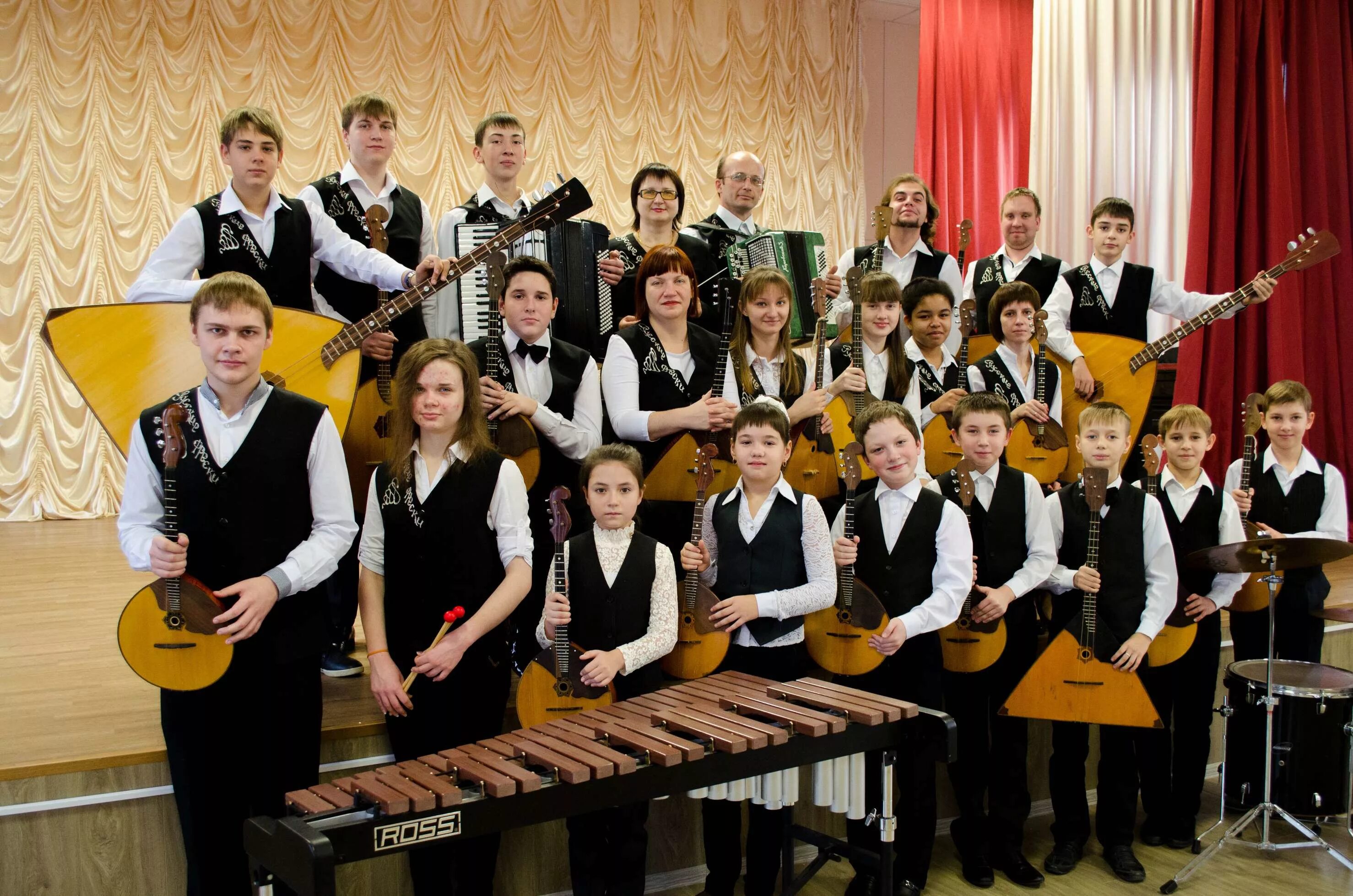 Детский народный оркестр. Детский народный оркестр. Детский оркестр русских народных инструментов. Уфа дк рти оркестр баянистов-аккордеонистов. Детский оркестр народных инструментов.
