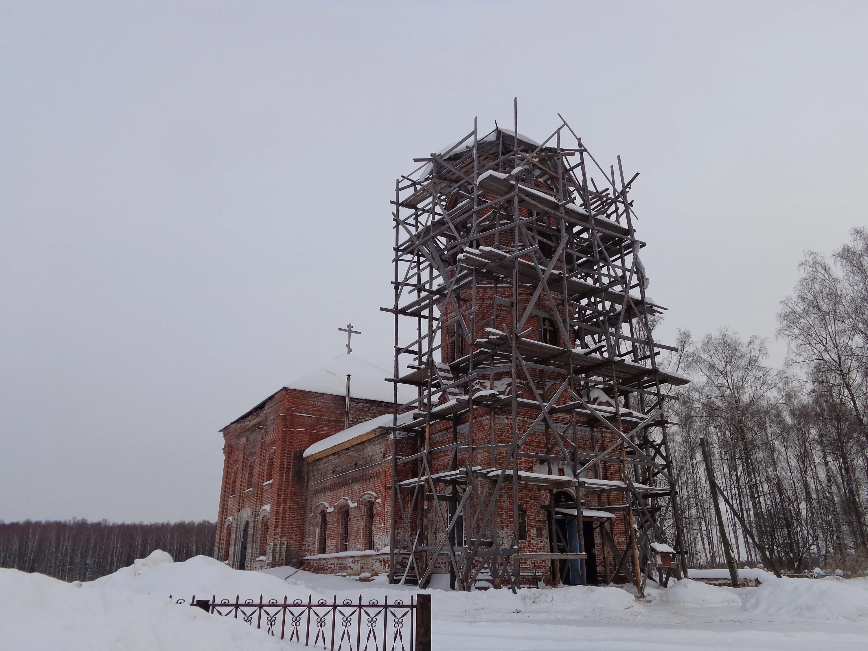 Бурцево Нижегородская область Церковь. Деревня Бурцево Нижегородская область Балахнинский район. Храм Бурцево Балахнинский район. Село Трестьяны Нижегородская область.