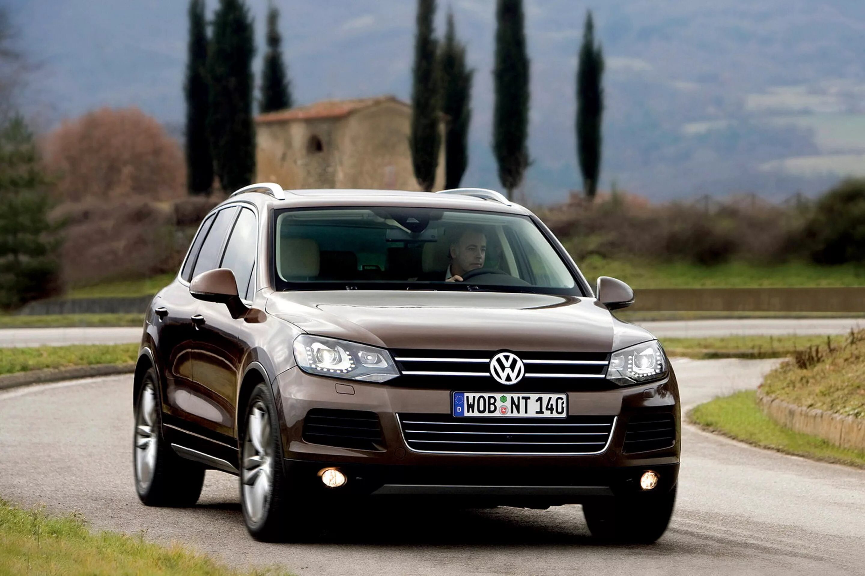 Vw touareg nf. Фольксваген туарег 2016. Фольксваген туарег оранжевый. Volkswagen touareg r line. Фольксваген туарег 2.