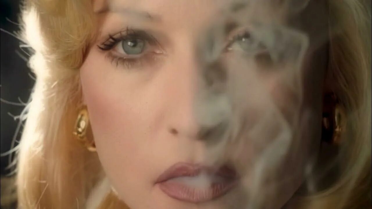 Мадонна 1993. Поставь клип стар. Полные клипы. Поставь клип стар. Madonna bad girl клип.