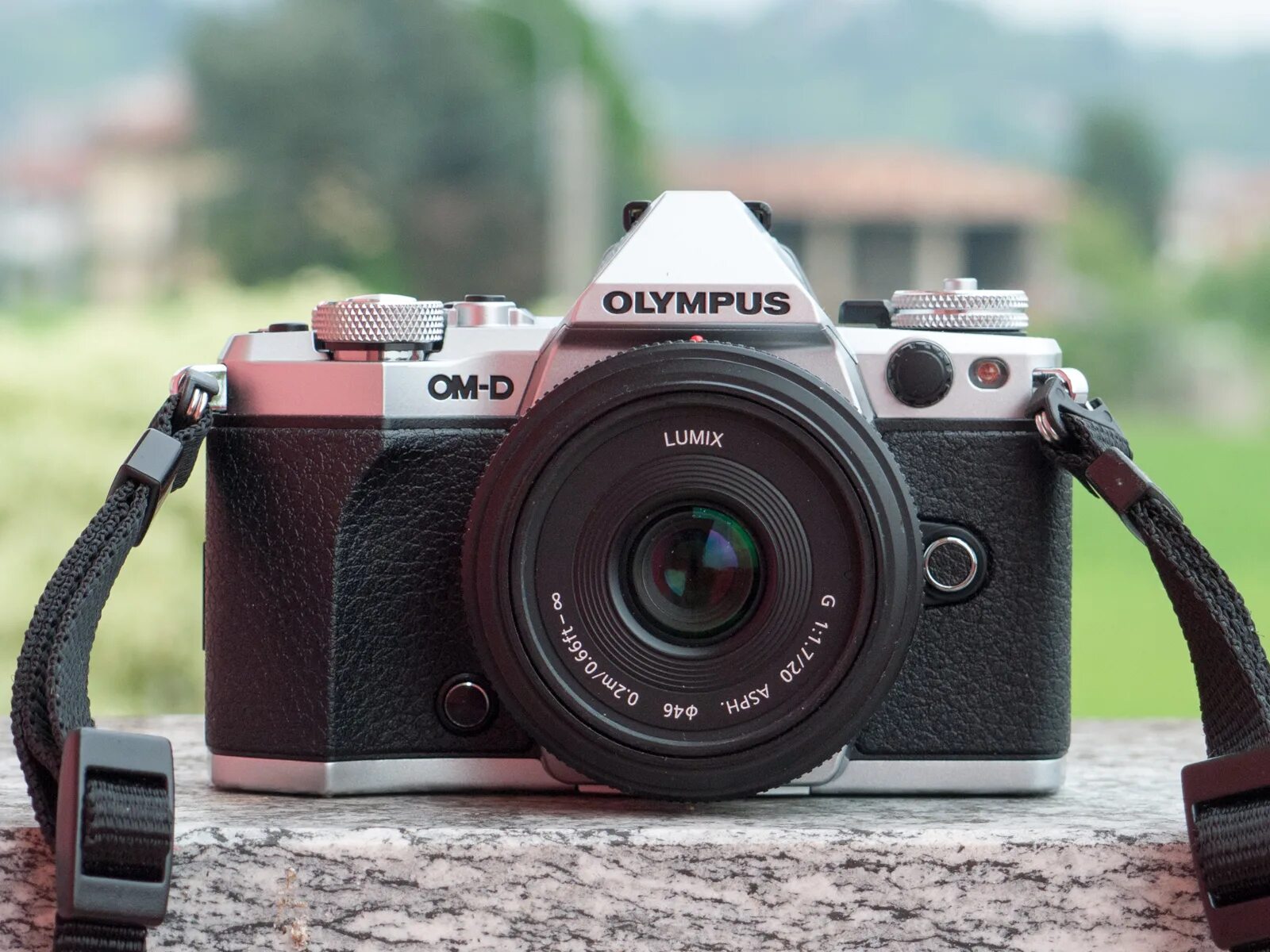 Olympus e m5 mark. Olympus om10. Olympus om-5. Olympus om-d e-m5 Mark 2. Olympus om-d e-m5 Mark II разъемы.