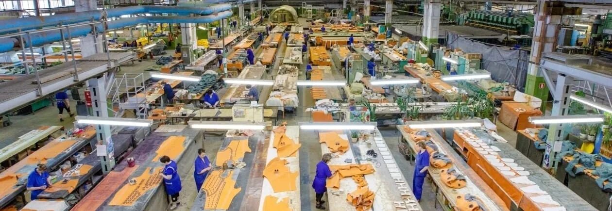 ярославский завод резинотехника. резинотехника ярославль район. изделия ярославской резинотехники. ярославский резинотехнический завод. губернатор ярославль посетил завод резинотехнику.