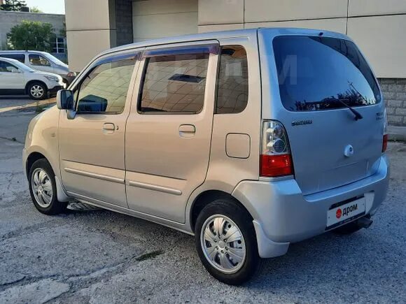 Suzuki wagon r solio. Suzuki wagon r plus 2002. Сузуки солио 2004. Сузуки вагон дром. Предохранитель на бензонасос для машины suzuki wagon r solio.