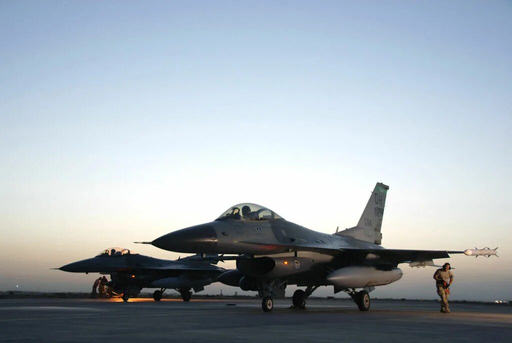 Wsj f 16