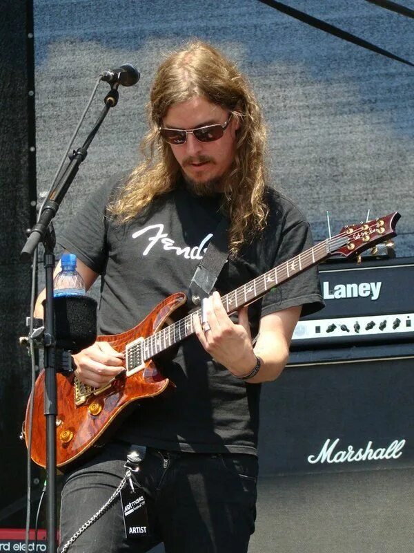 Микаэль окерфельдт. Микаэль окерфельдт рост. opeth guitarist. микаэль окерфельдт с женой.