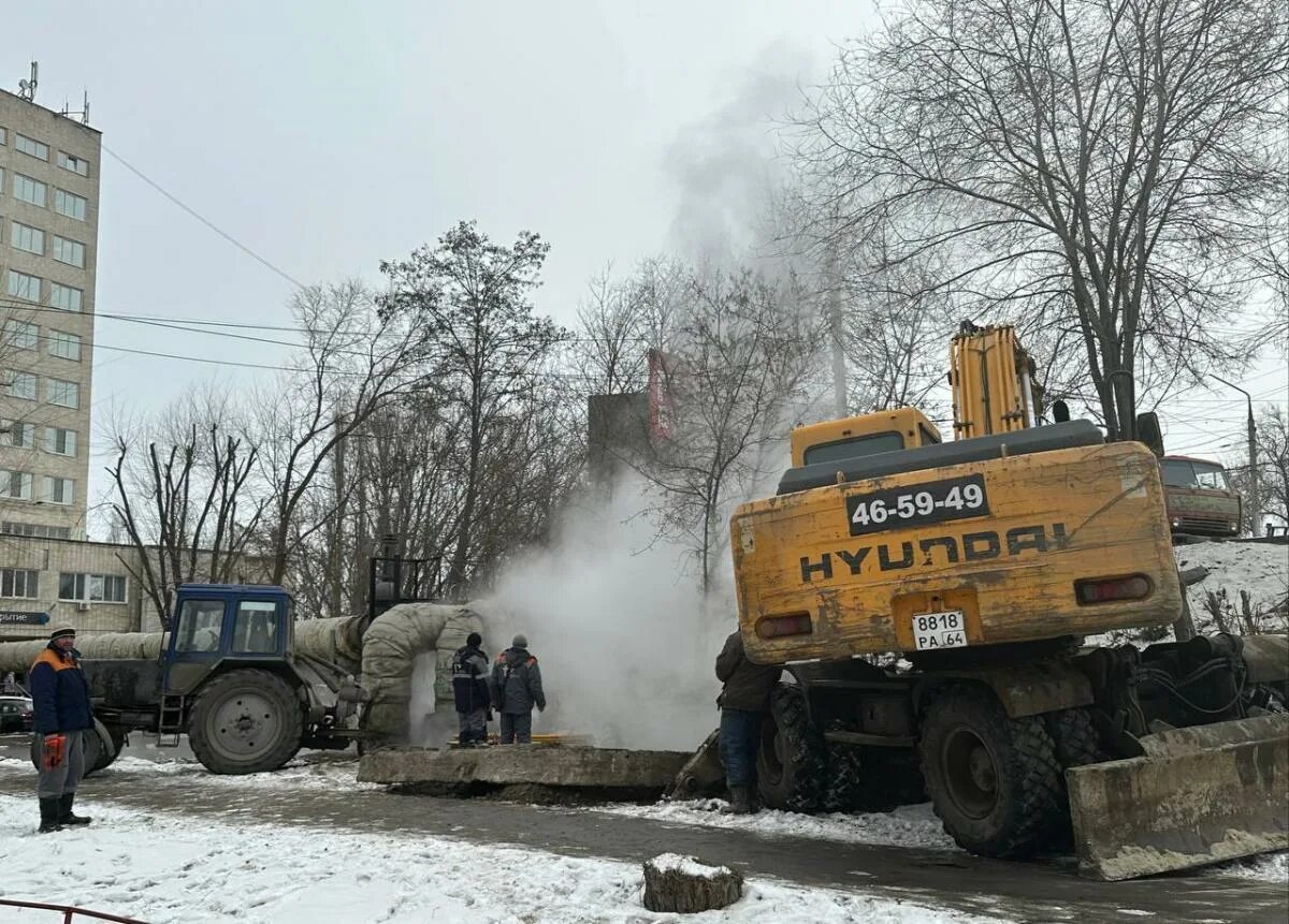 1 Жил участок Саратов. Теплотрассы. Саратов разрытые улицы.