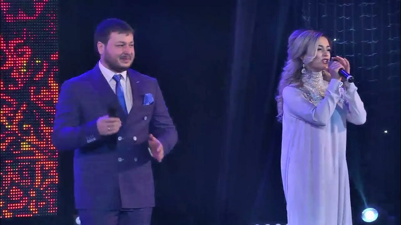 Дом ислам мальсуйгенов и зульфия. Ислам мусульгеймов и зульфия чотчаева. Убегая ислам мальсуйгенов. Семья зульфии чотчаевой ислам мальсуйгенов. Песня белые голуби ислам мальсуйгенов зульфия чотчаева.