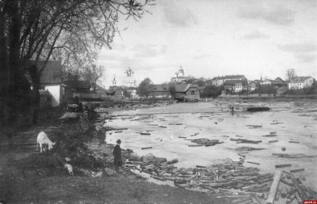Псков 100 лет назад. Псков 1900. псков 19 век. псков 1900 год. застенная улица псков.