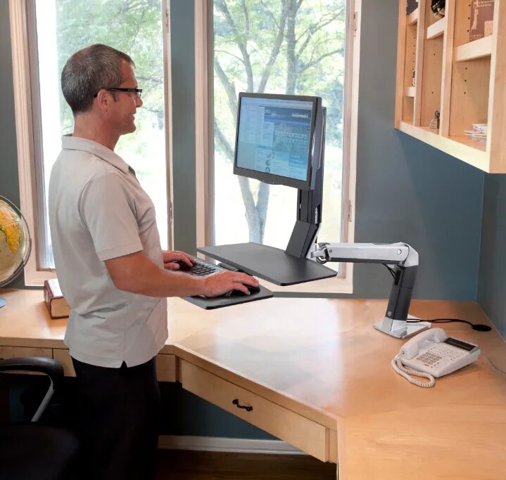 Рабочее место в офисе. Рабочая комната. Комфортное рабочее место. Идеальное рабочее место. Рабочее место дизайнера в офисе.