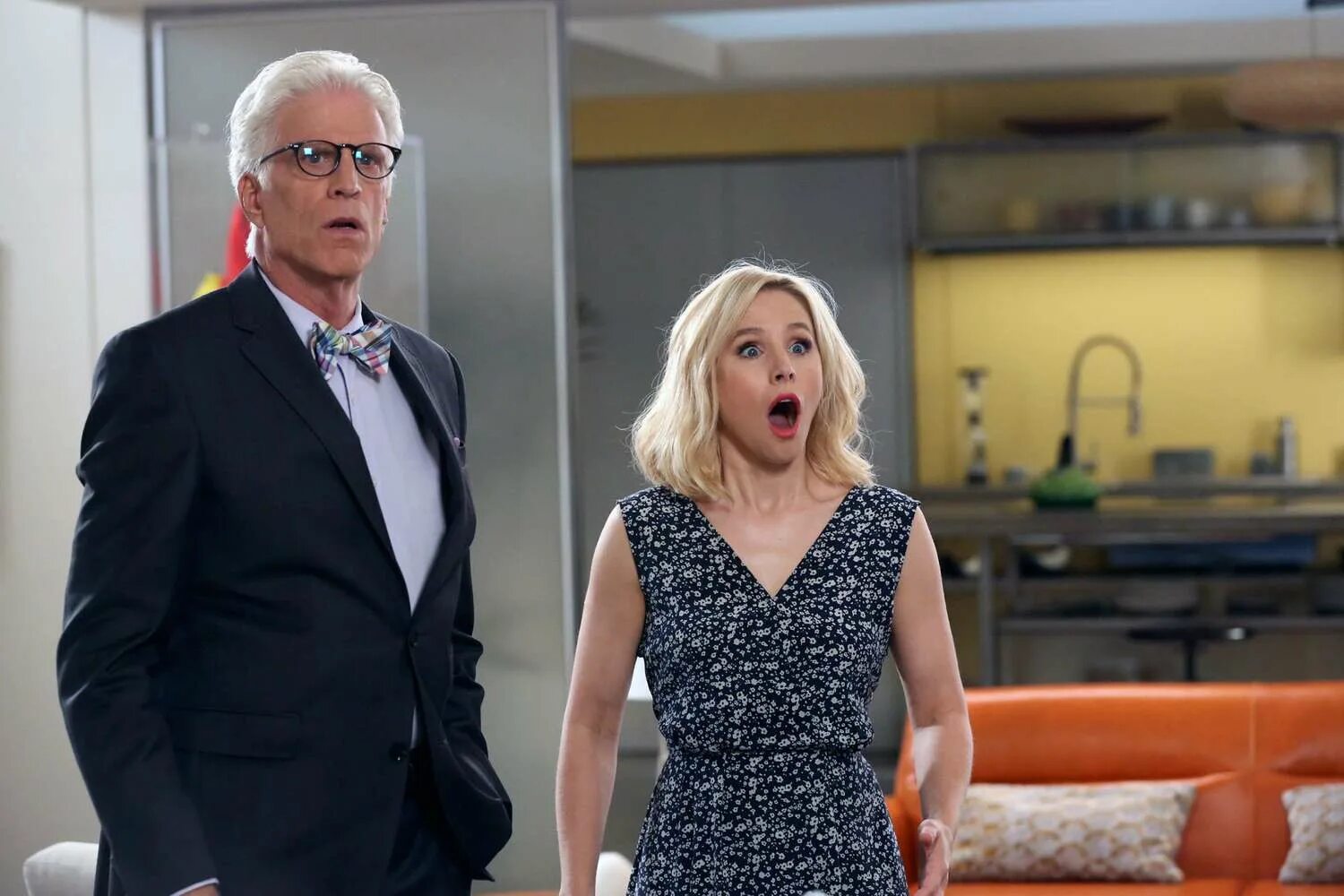 The good place s02e06. Кристен белл в лучшем мире. Кристен белл the good place. The good place simone garnett. The good place watch.