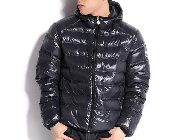 Куртка болоньевая мужская. Мужские куртки монклер черная. Moncler down Jacket мужская. Пуховик монклер мужской черный. Moncler Bubble Coat.