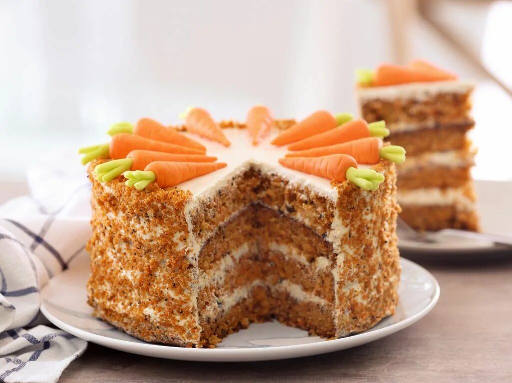 Dessert vegetables. Морковный торт Чизберри. Морковный торт Carrot Cake. Морковный торт с апельсиновым конфи. Украшение морковного торта.