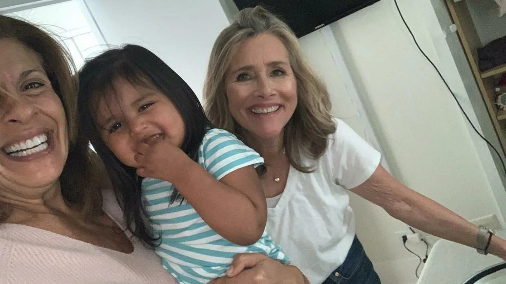 Meredith Vieira 2023. Meredith Vieira, Savannah Guthrie, and Jenna Bush Hager as the moms in the SNL mom Jeans Sketch.