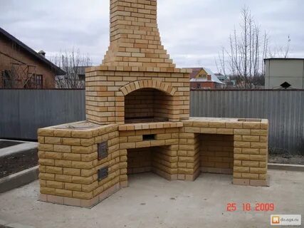 Угловой мангал из кирпича