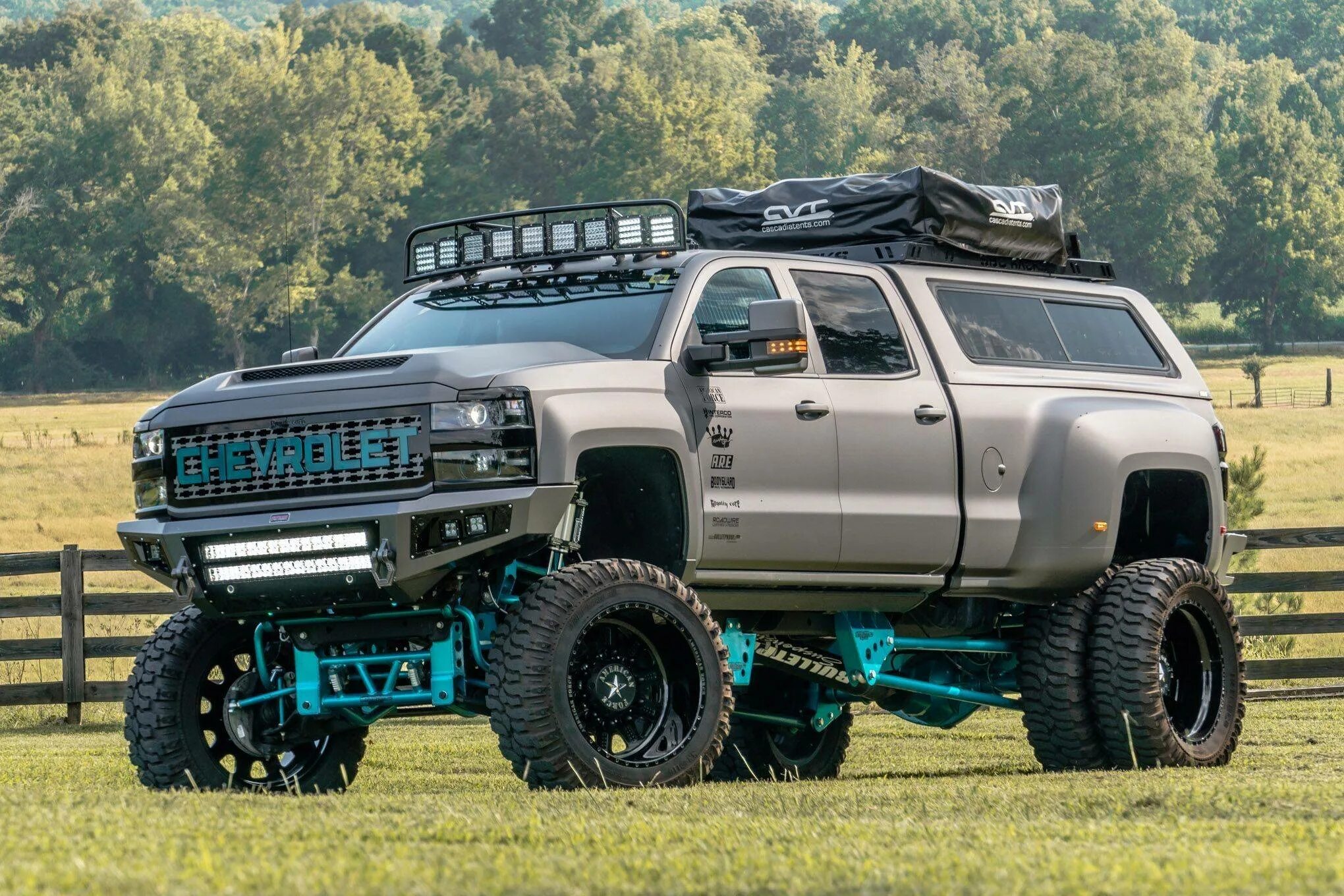 Оцинкованный внедорожник. Chevrolet Silverado 3500 off Road. Chevrolet Silverado 2020 Tuning. Chevrolet Silverado off Road Tuning. Chevrolet Silverado 2020 off Road.