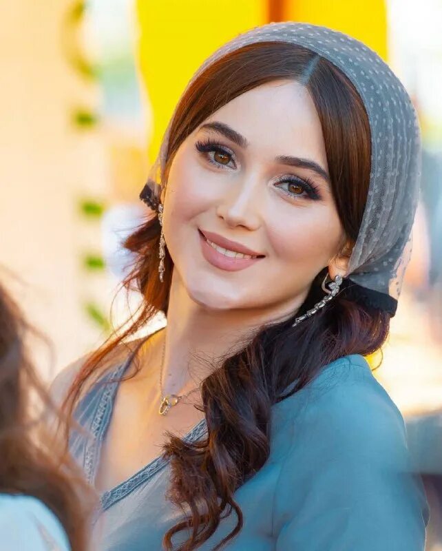 Мадина горчханова суммая. Суммая. Суммая горчханова. Суммая ингушка певица. Ингушская певица суммая.